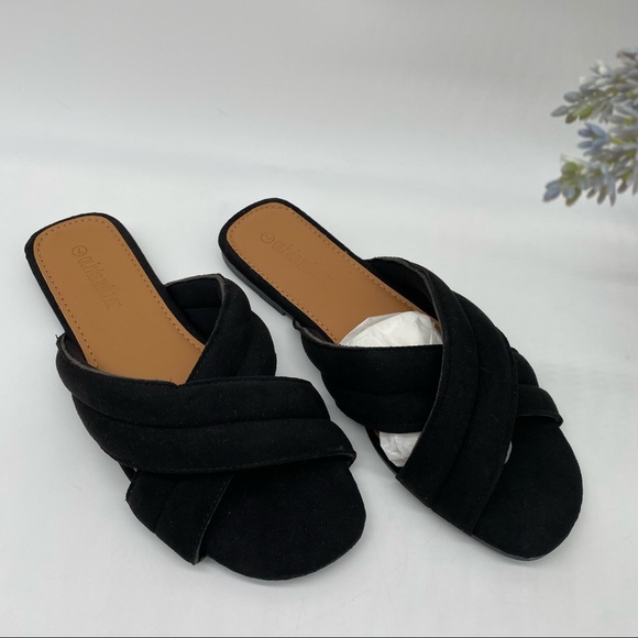 OLIVIA MILLER 
Jericho Slip on square toe faux leather Sandals in Black - Picture 9 of 9